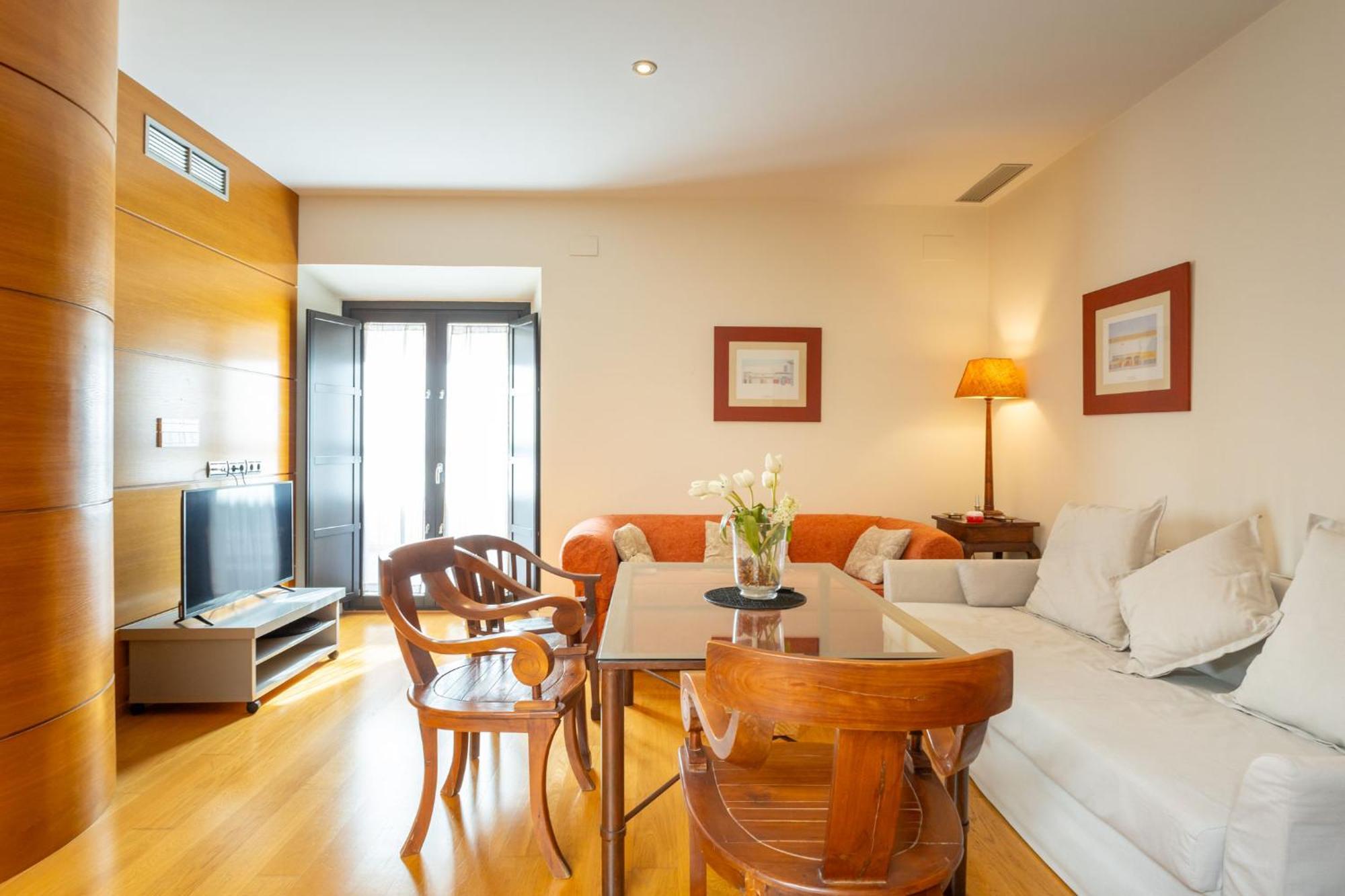 La Maestranza Charming One Or Two Bedrooms Apartments By Ocityzen Siviglia Esterno foto
