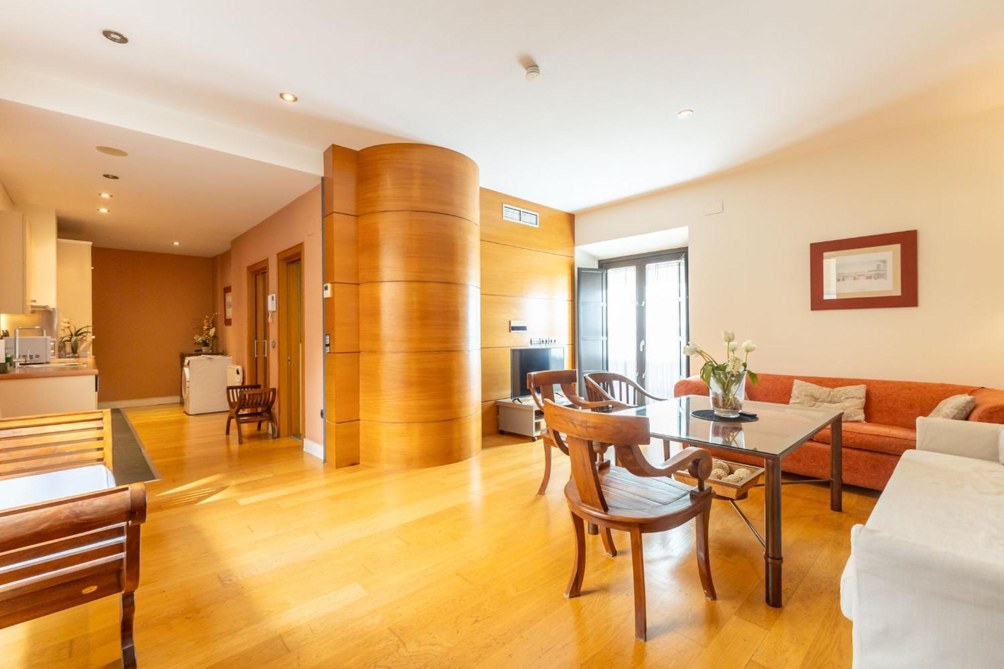 La Maestranza Charming One Or Two Bedrooms Apartments By Ocityzen Siviglia Esterno foto