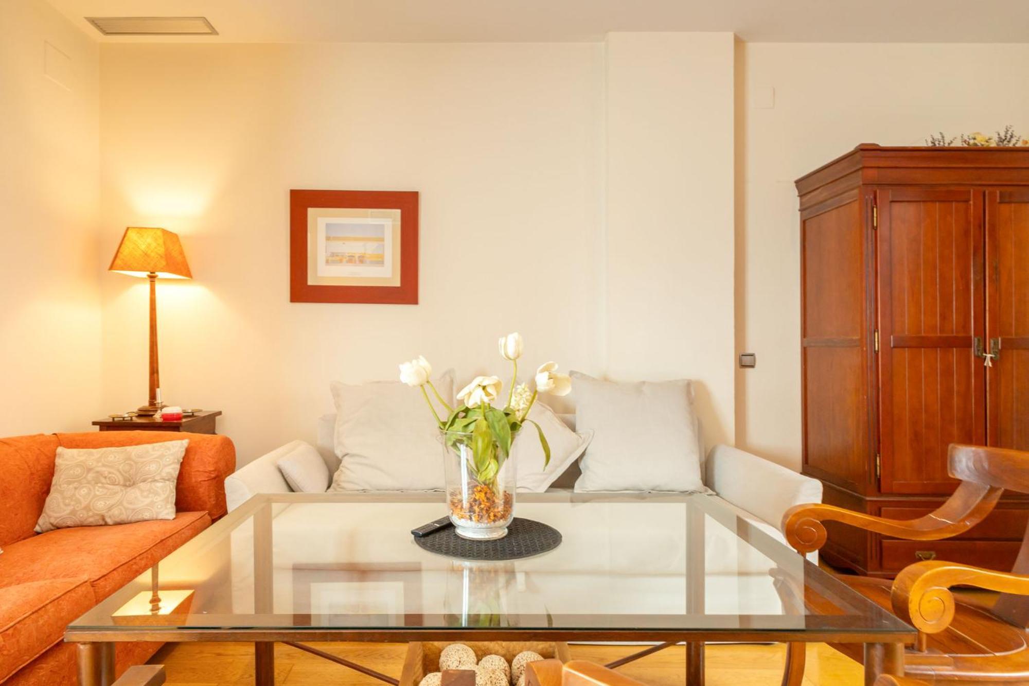 La Maestranza Charming One Or Two Bedrooms Apartments By Ocityzen Siviglia Esterno foto