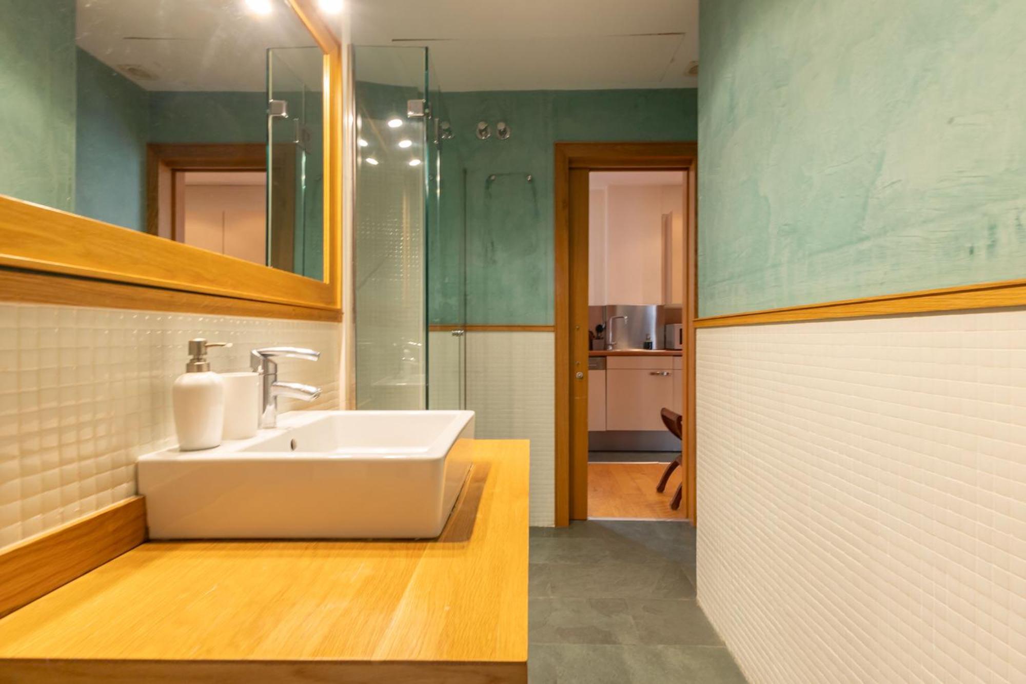 La Maestranza Charming One Or Two Bedrooms Apartments By Ocityzen Siviglia Esterno foto