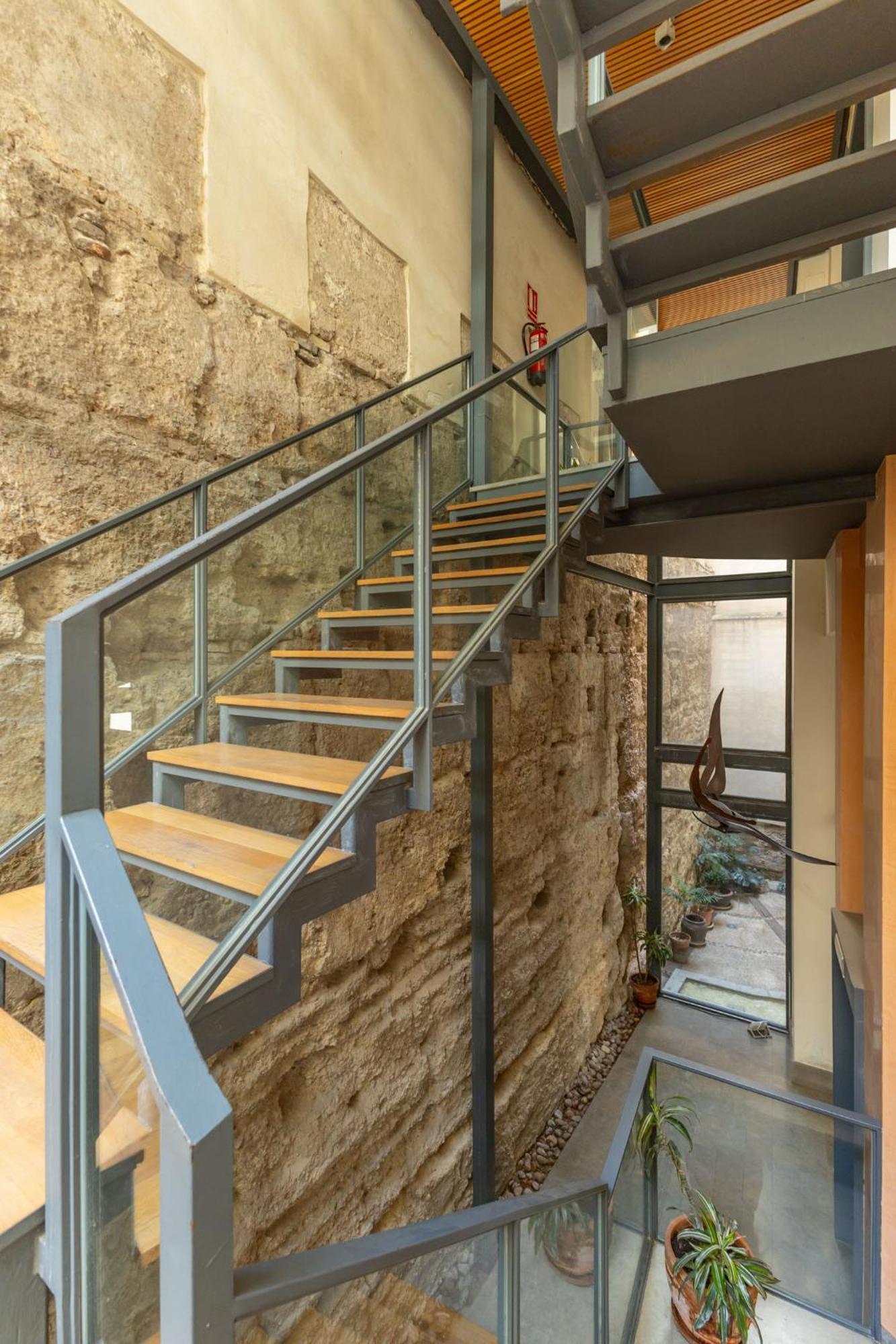La Maestranza Charming One Or Two Bedrooms Apartments By Ocityzen Siviglia Esterno foto