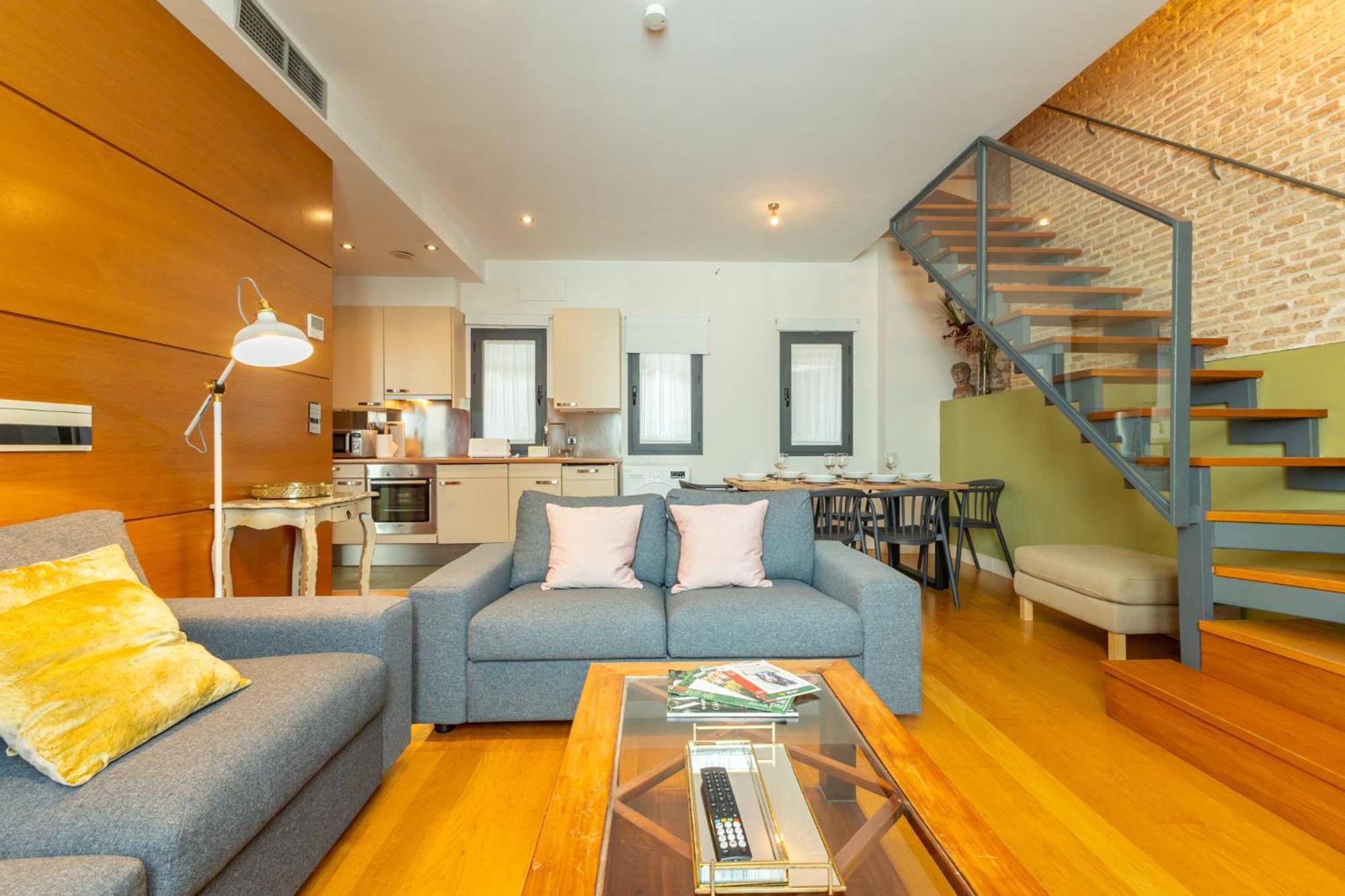 La Maestranza Charming One Or Two Bedrooms Apartments By Ocityzen Siviglia Esterno foto