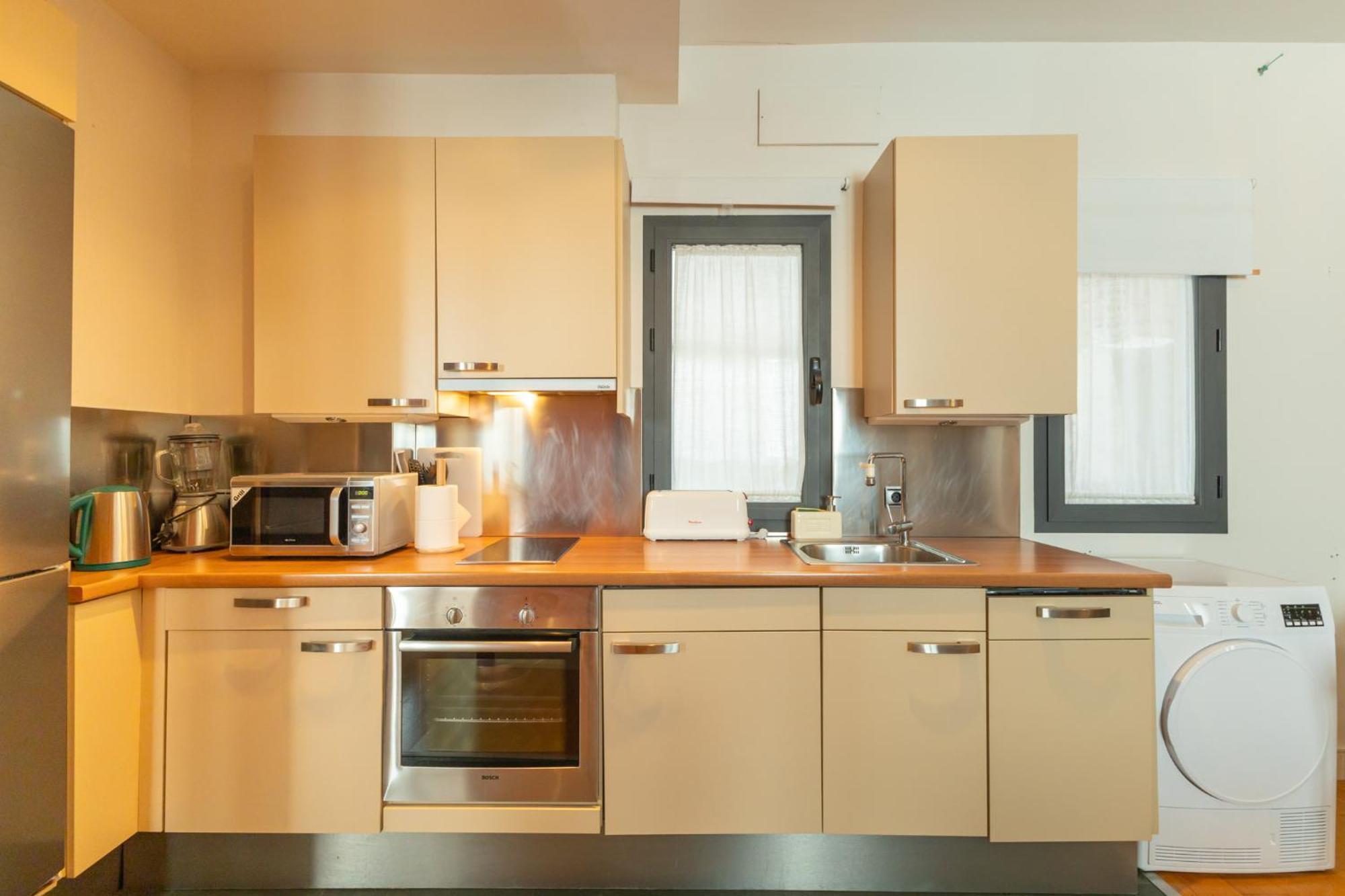 La Maestranza Charming One Or Two Bedrooms Apartments By Ocityzen Siviglia Esterno foto