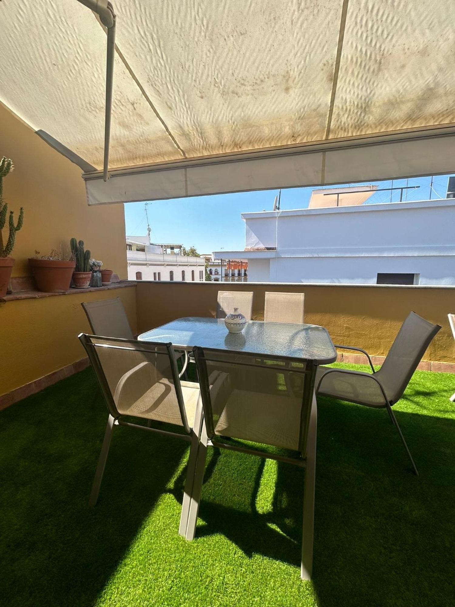 La Maestranza Charming One Or Two Bedrooms Apartments By Ocityzen Siviglia Esterno foto