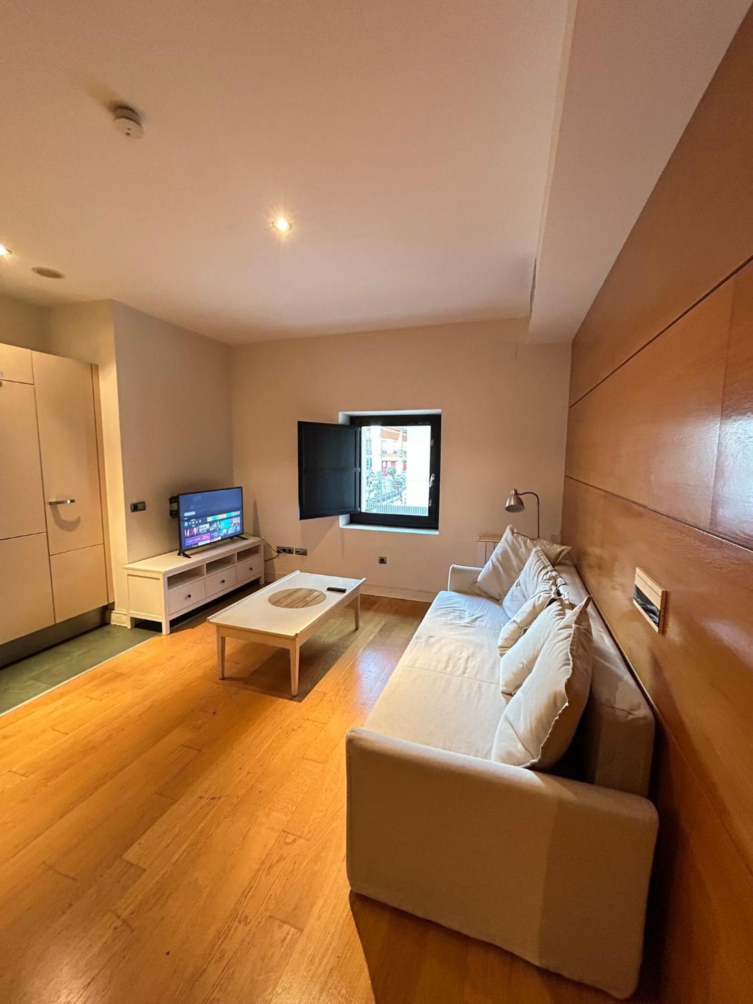 La Maestranza Charming One Or Two Bedrooms Apartments By Ocityzen Siviglia Esterno foto